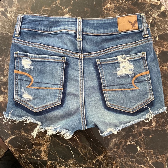 American Eagle: Hi-Rise Shortie - Picture 2 of 5